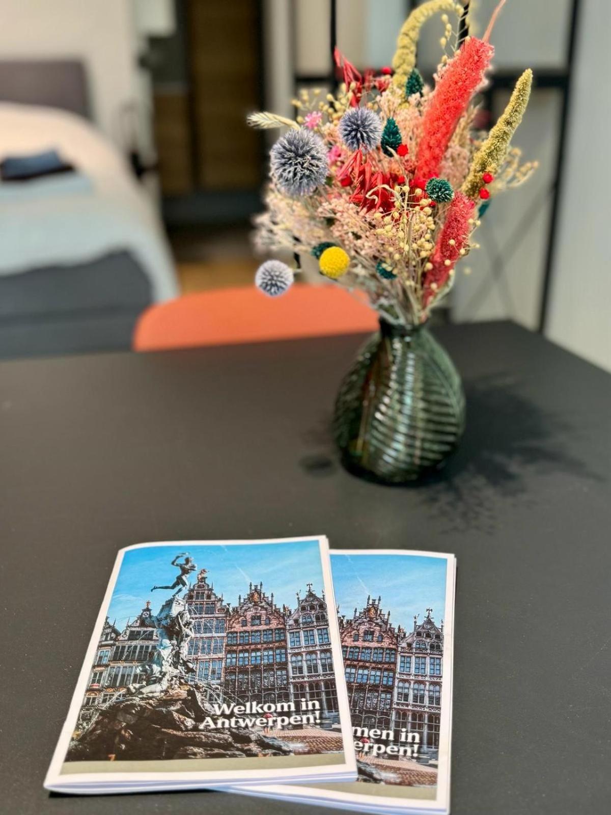 J1 - Urban Studio In Antwerpen Exteriör bild